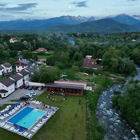 Hotel Domeniul Roa Avrig Exterior foto